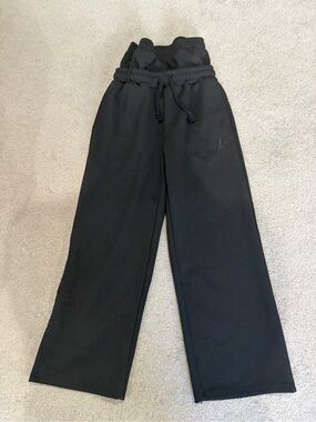 Forum Vondu Double Waiat Black Wide-Leg Drawstring Sweatpants in Medium